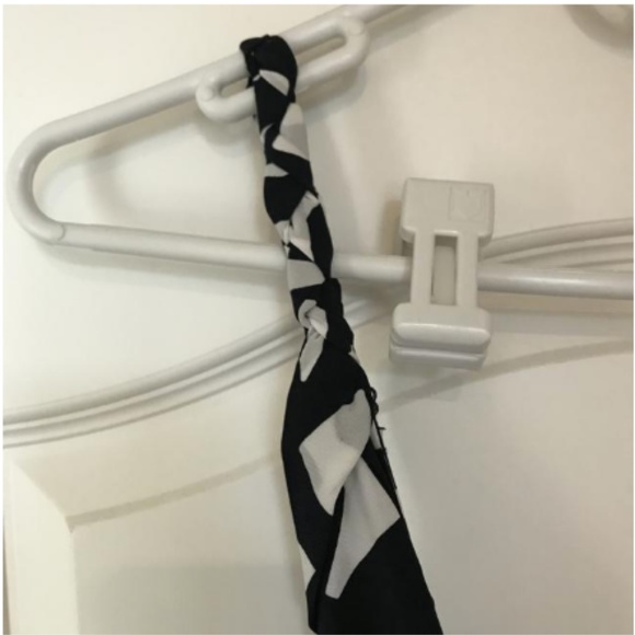 Club Monaco Navy White Print Printed Romper/Jumpsu - Picture 2 of 5